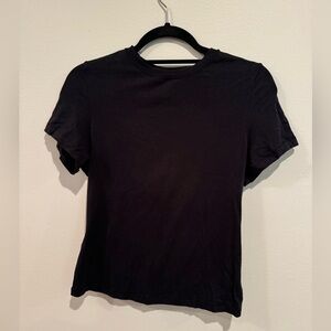 Skims cotton jersey tshirt in color soot size large. Worn once. Great condition